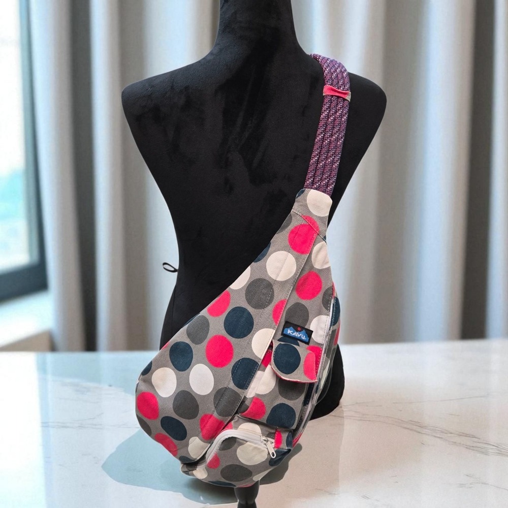 KAVU Got Dots‎ Rope Sling Crossbody Shoulder Bag Backpack Pink Blue Polka Dots